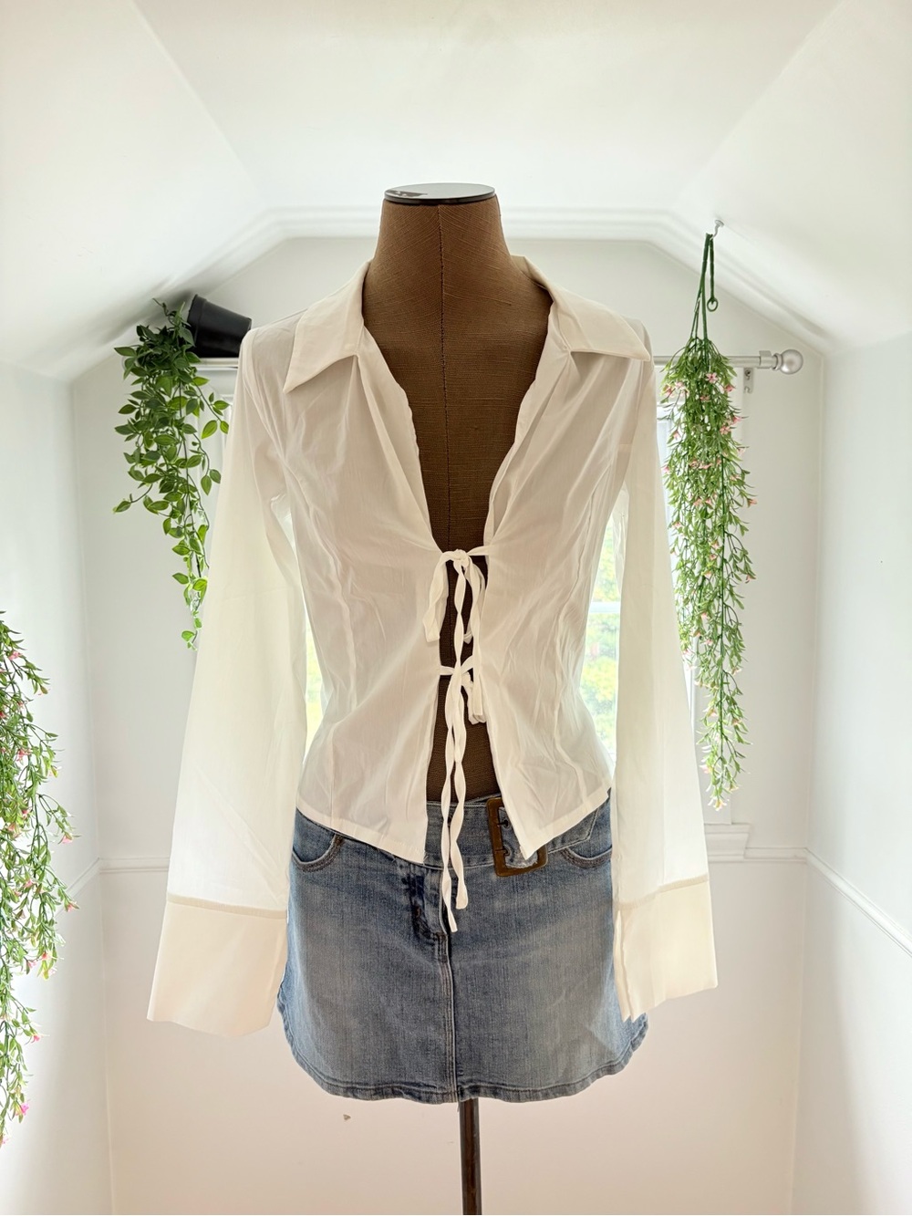 Lulu's White Tie-Front Long Sleeve Button Down Shirt